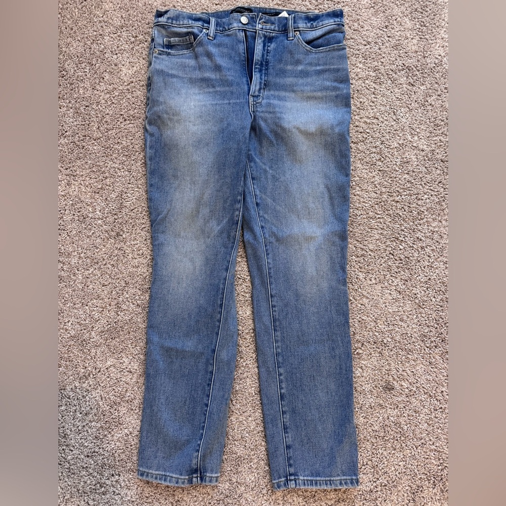 Banana Republic - women’s high rise slim Jeans - size 31 - Picture 2 of 11